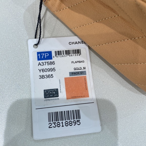 Chanel 2.55 re-edition medium NEW - Picture 9 of 11